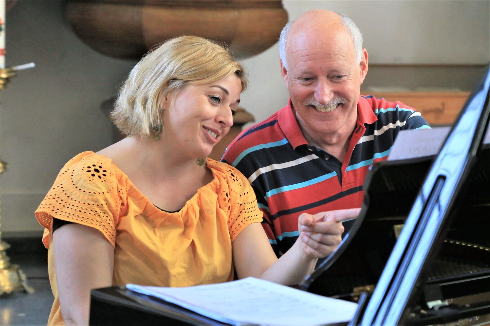 Zondag 17 mei 2026 Mezzosopraan Claudia Kamaris